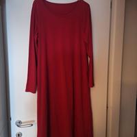 Abito rosso primaverile