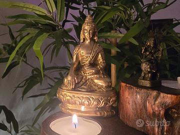 Statua Buddha della Medicina in ottone consacrata