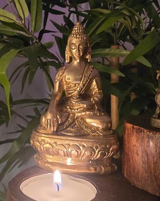 Statua Buddha della Medicina in ottone consacrata