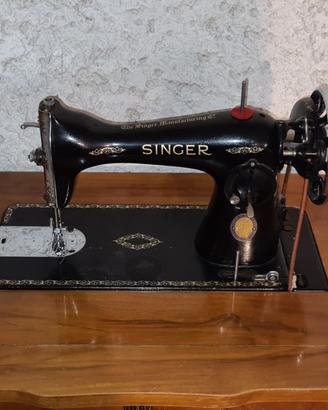 Macchina da cucire SINGER originale