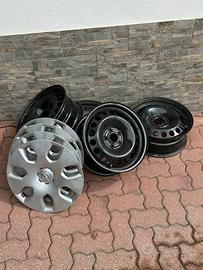 Cerchi in ferro da 16 piu copricerchi