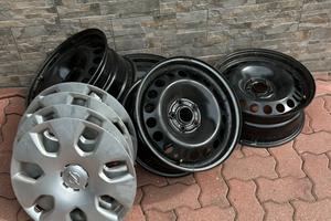 Cerchi in ferro da 16 piu copricerchi