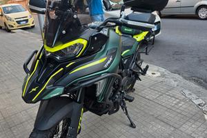 Moto Benelli TRK702X