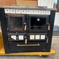 Stufa economica a legna