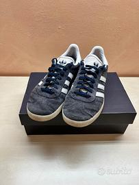 Adizas Gazelle