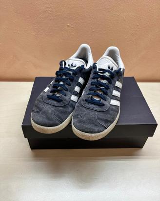 Adizas Gazelle