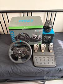 Volante Logitech G923 per Pc e Xbox con cambio