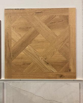 Piastrella in gres 60x60 effetto legno STOCK