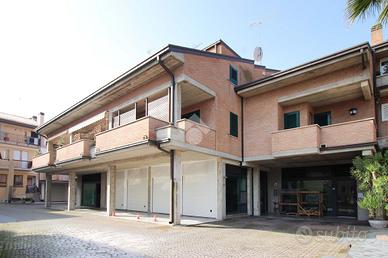 UFFICIO A PORTO SAN GIORGIO