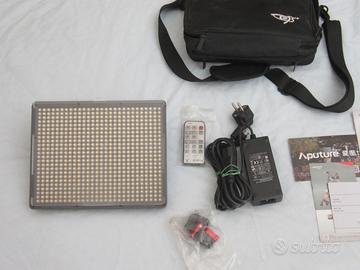 FARO LED FLOOD-LIGHT B-COL .APUTURE AMARAN HR672C