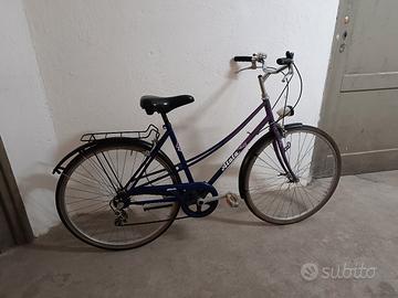 bicicletta da donna Atala city bike come nuova