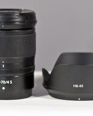 Nikon NIKKOR Z 24-70mm f/4 S zoom per Nikon Z con
