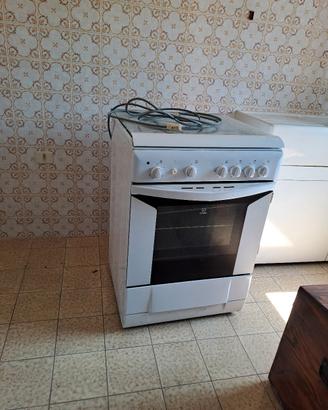 cucina gas 4 fuochi piu forno 