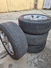Goodyear Vector4Season 235/60 R18 107W, dot 4819