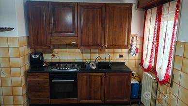 Cucina componibile in legno noce scuro + forno