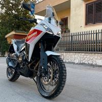 Moto Morini X-Cape 649 2022 in garanzia 0 sinistri