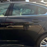 PORTIERA POSTERIORE SINISTRA JAGUAR XF Serie (08>1