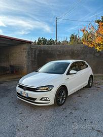 Polo R-line  1.6 80cv Cambio Automatico