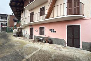 CASA DI CORTE A CHIAVERANO