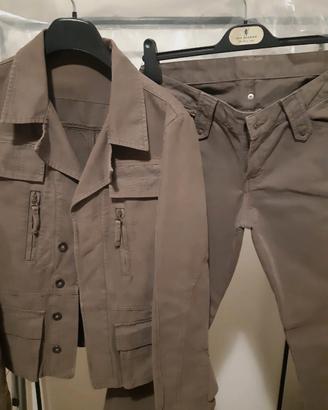 completo pantaloni e giacca donna