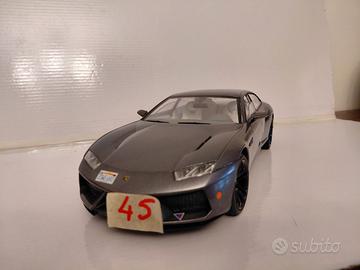 Modello Lamborghini Estoque die cast 1/18 apribile