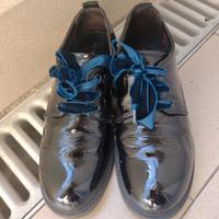 Scarpe stile francesine in vernice 