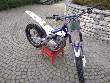 MOTO DA TRIAL SCORPA YAMAHA 4T 4 TEMPI
