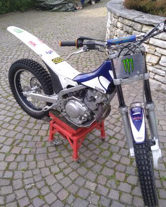 MOTO DA TRIAL SCORPA YAMAHA 4T 4 TEMPI