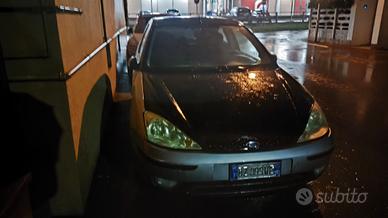 ford focus 1.6 zetec 2002 3 porte