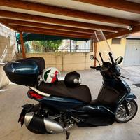 Beverly 300 nuovissimo