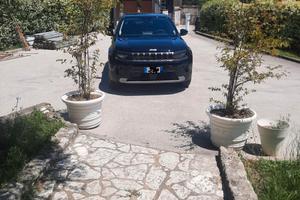 JEEP AVENGER ALTITUDE e-HYBRID PARI A NUOVO
