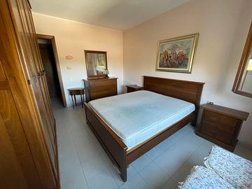 Camera da letto completa