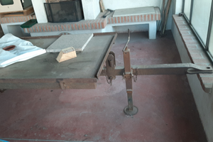 Rimorchio porta bins