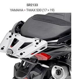 ATTACCO POSTERIORE T-MAX 530 GIVI USATA 17-19