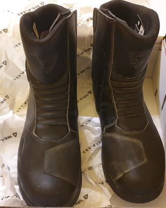 stivali da motociclista 