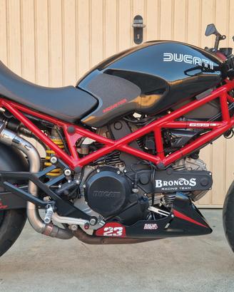 ducati monster 695