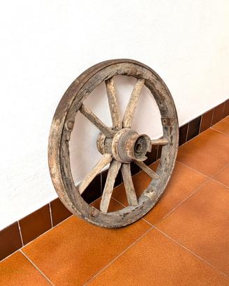 URGENT.E Ruota Antica Decorativa