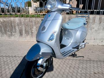 vespa 125 lx 