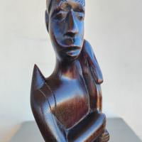 Scultura africana vintage in legno 53 cm