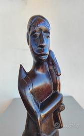 Scultura africana vintage in legno 53 cm