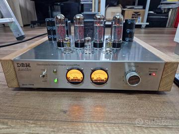 Amplificatore a valvole stereo con telecomando