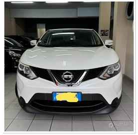 Nissan qashqai 2014