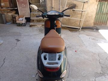 vespa ET4 150