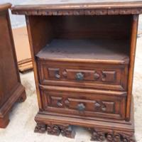comodino in legno
