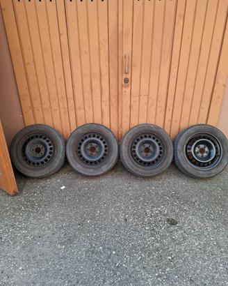 Cerchi in ferro misura 16 a 5 fori