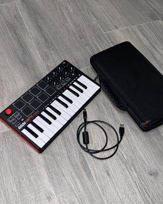 Tastiera Midi Akai piu custodia e cavo USB