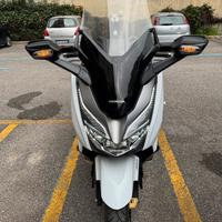 Honda Forza 300 – 2019 – SOLO 10.200 km
