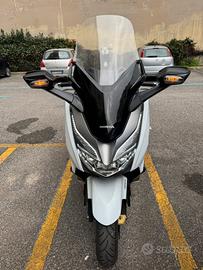 Honda Forza 300 – 2019 – SOLO 10.200 km