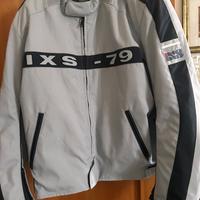 Giubbotto moto ixs mai usato