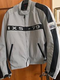 Giubbotto moto ixs mai usato